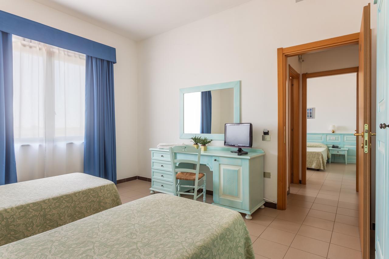 Rodia Inn Οριστάνο Εξωτερικό φωτογραφία